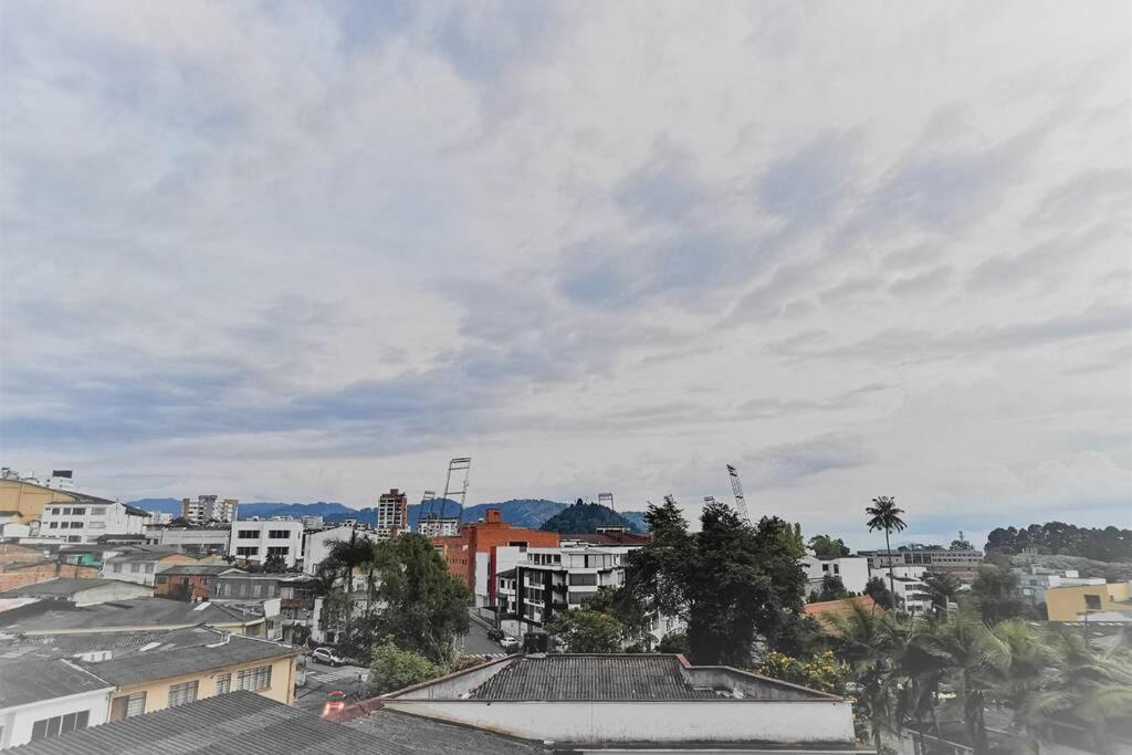 Exclusivo En Manizales-gran Ubicación! Apartamento *
